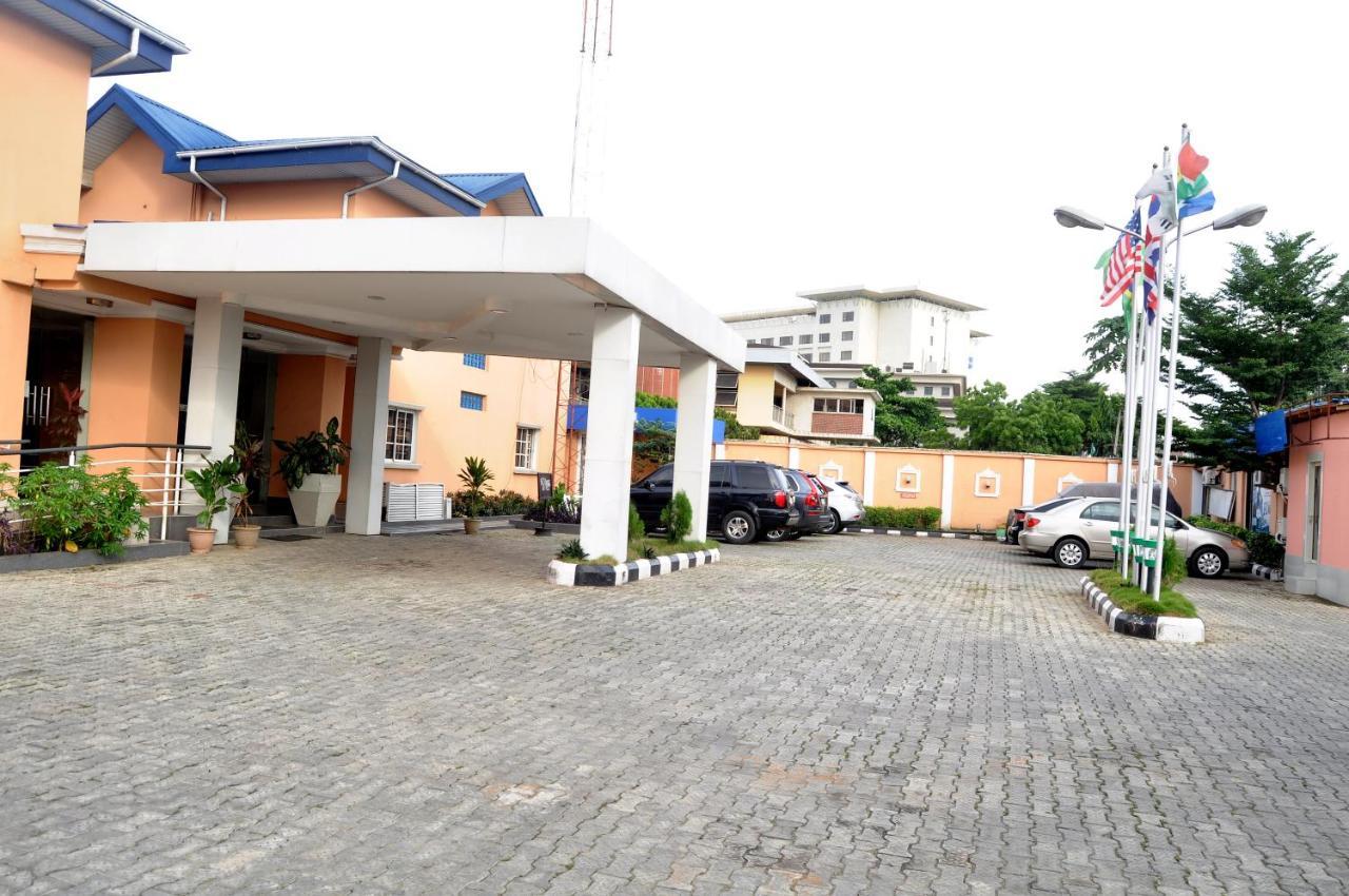 Primal Hotel Isaac John Gra Ikeja Luaran gambar