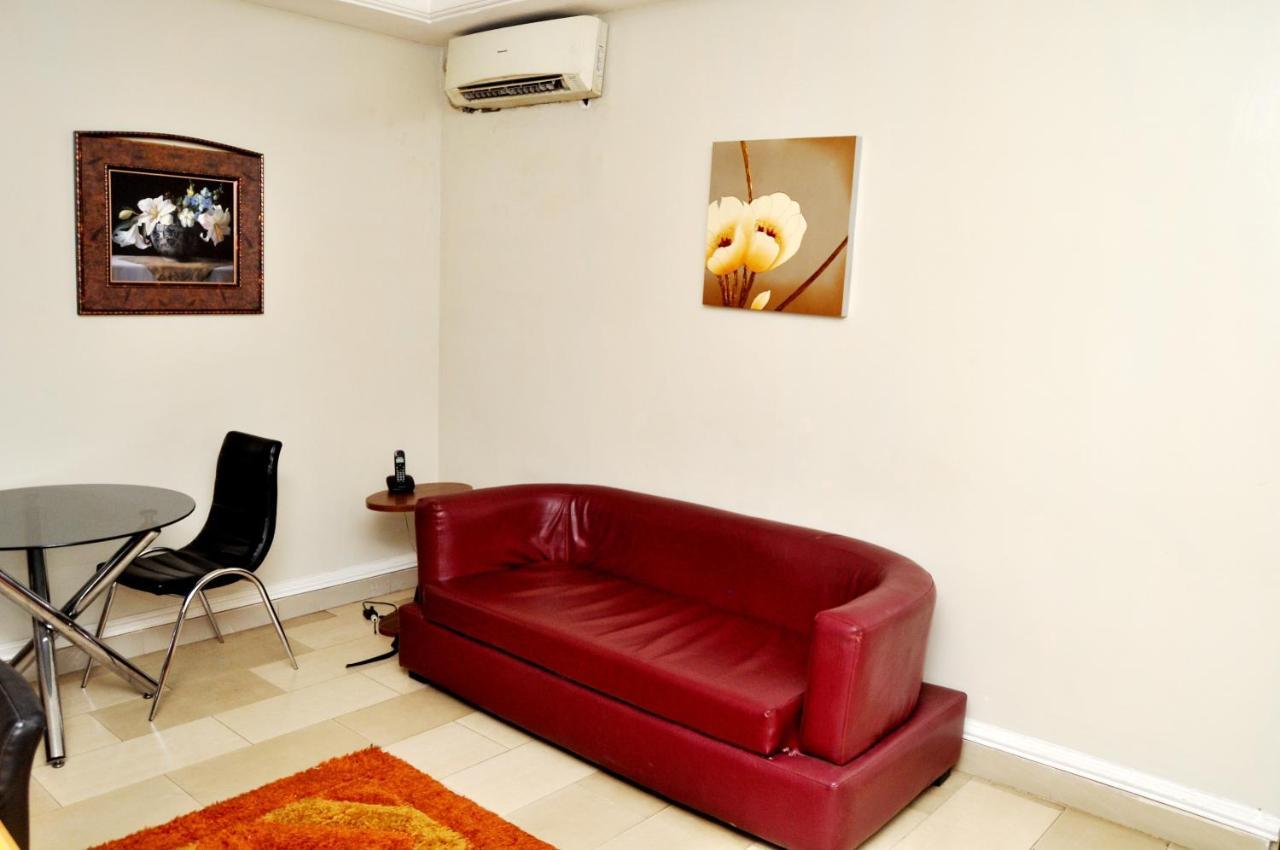 Primal Hotel Isaac John Gra Ikeja Luaran gambar