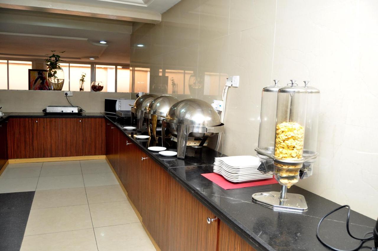 Primal Hotel Isaac John Gra Ikeja Luaran gambar