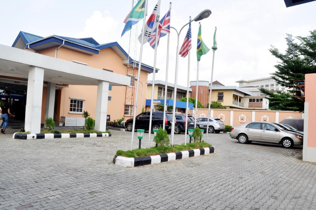 Primal Hotel Isaac John Gra Ikeja Luaran gambar