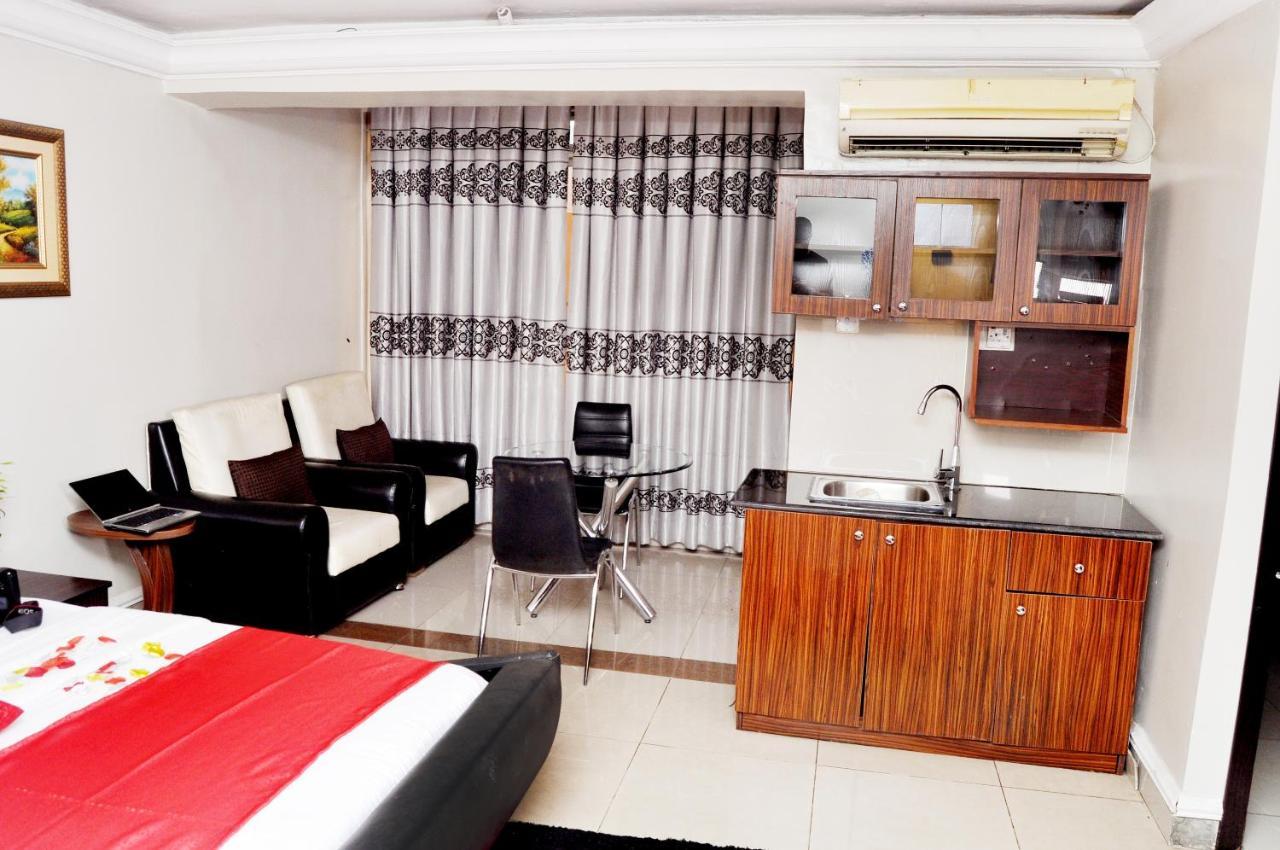 Primal Hotel Isaac John Gra Ikeja Luaran gambar