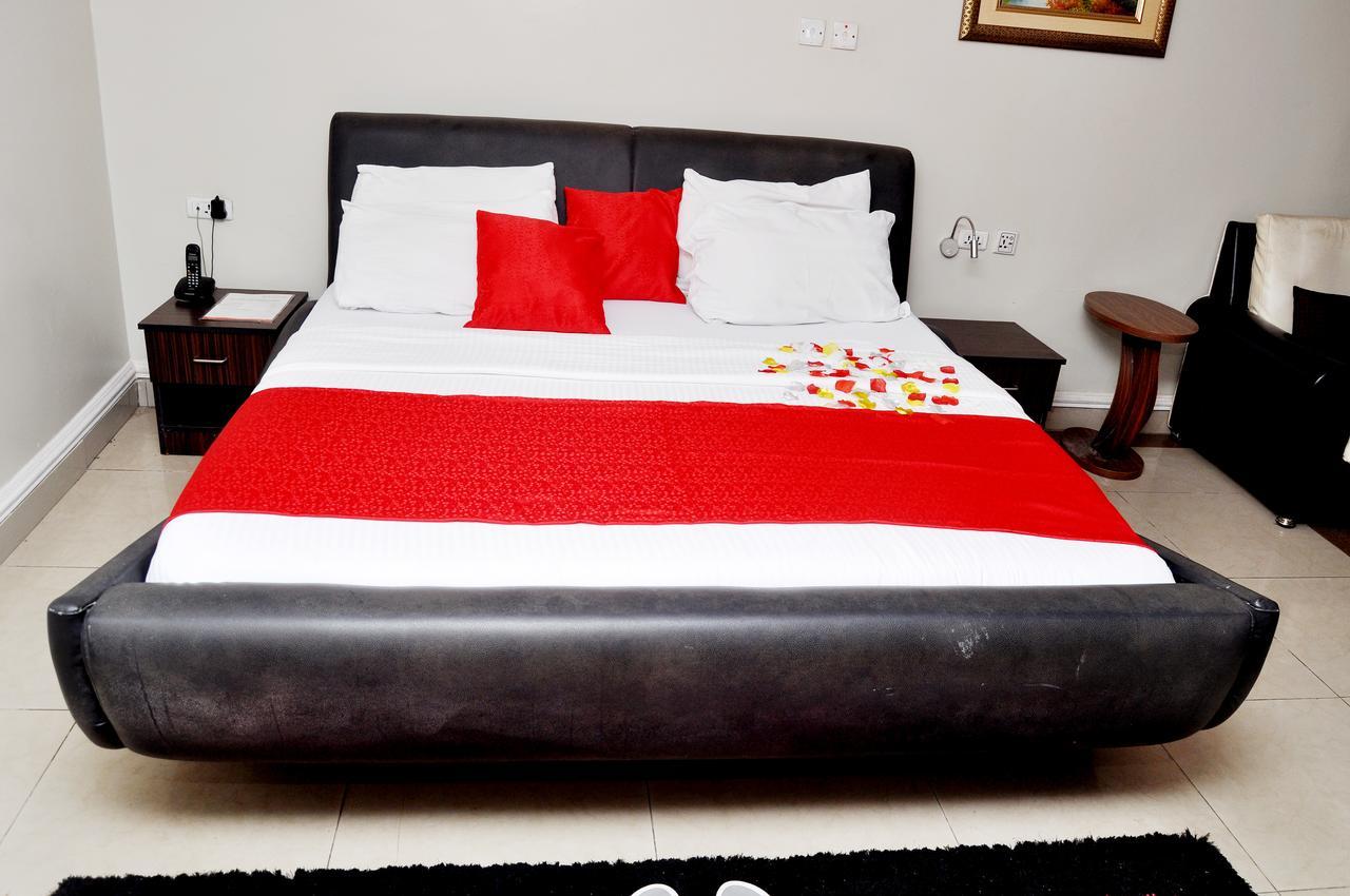 Primal Hotel Isaac John Gra Ikeja Luaran gambar
